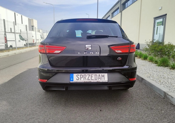 Seat Leon cena 52800 przebieg: 150000, rok produkcji 2019 z Lubin małe 781